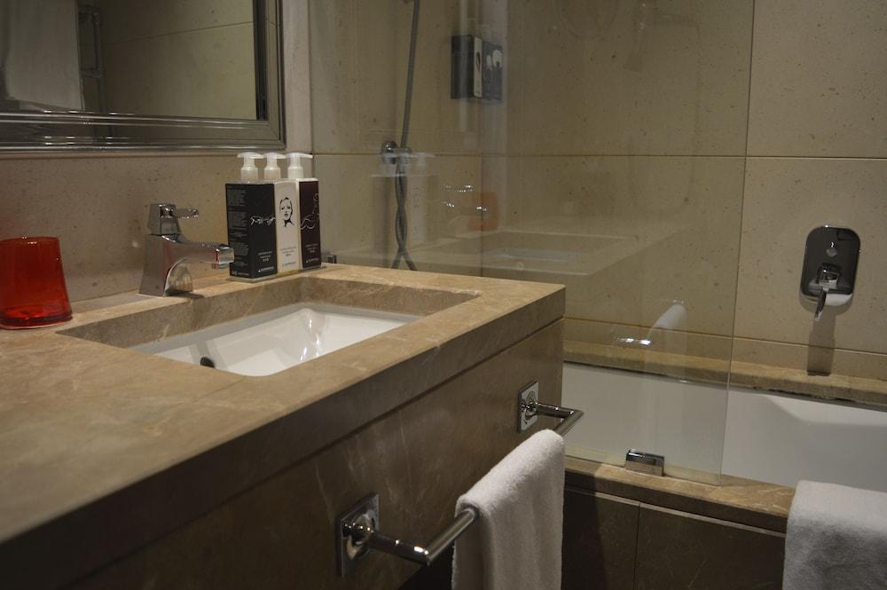 Hilton Turin Centre Hotell Exteriör bild